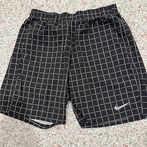 Nike Dri-Fit Grid Pattern Athletic Shorts | Black/White | Men’s L | Lightweight